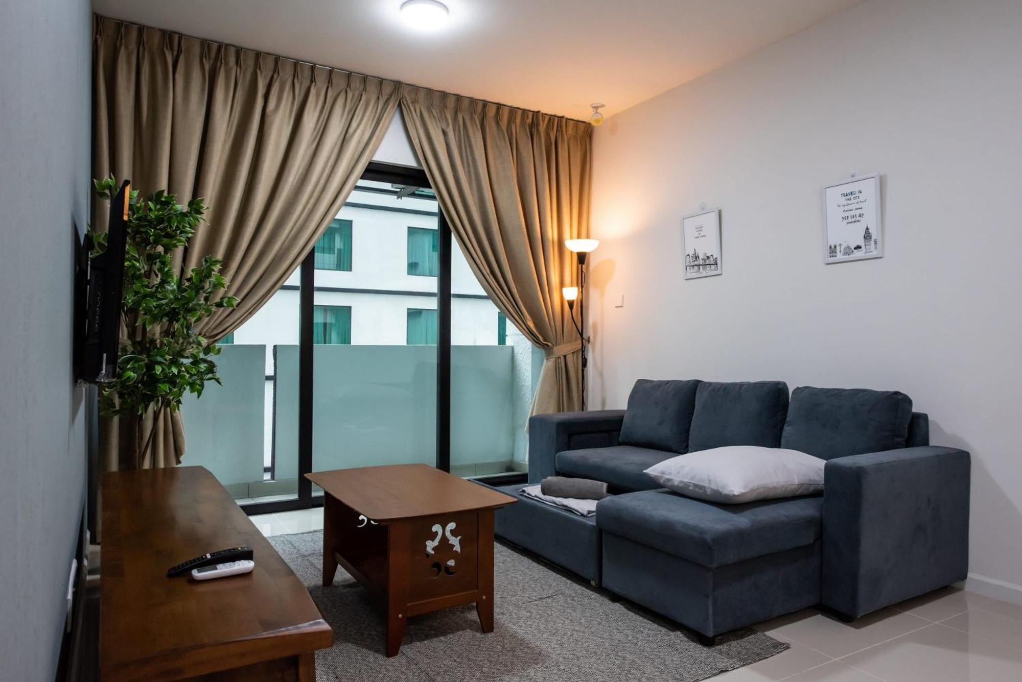A Cozy & Stylish At Suasana Jb